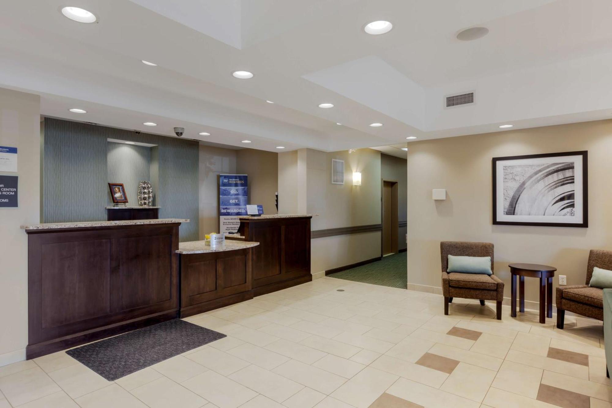 Best Western Plus Walkerton Hotel & Conference Centre 外观 照片